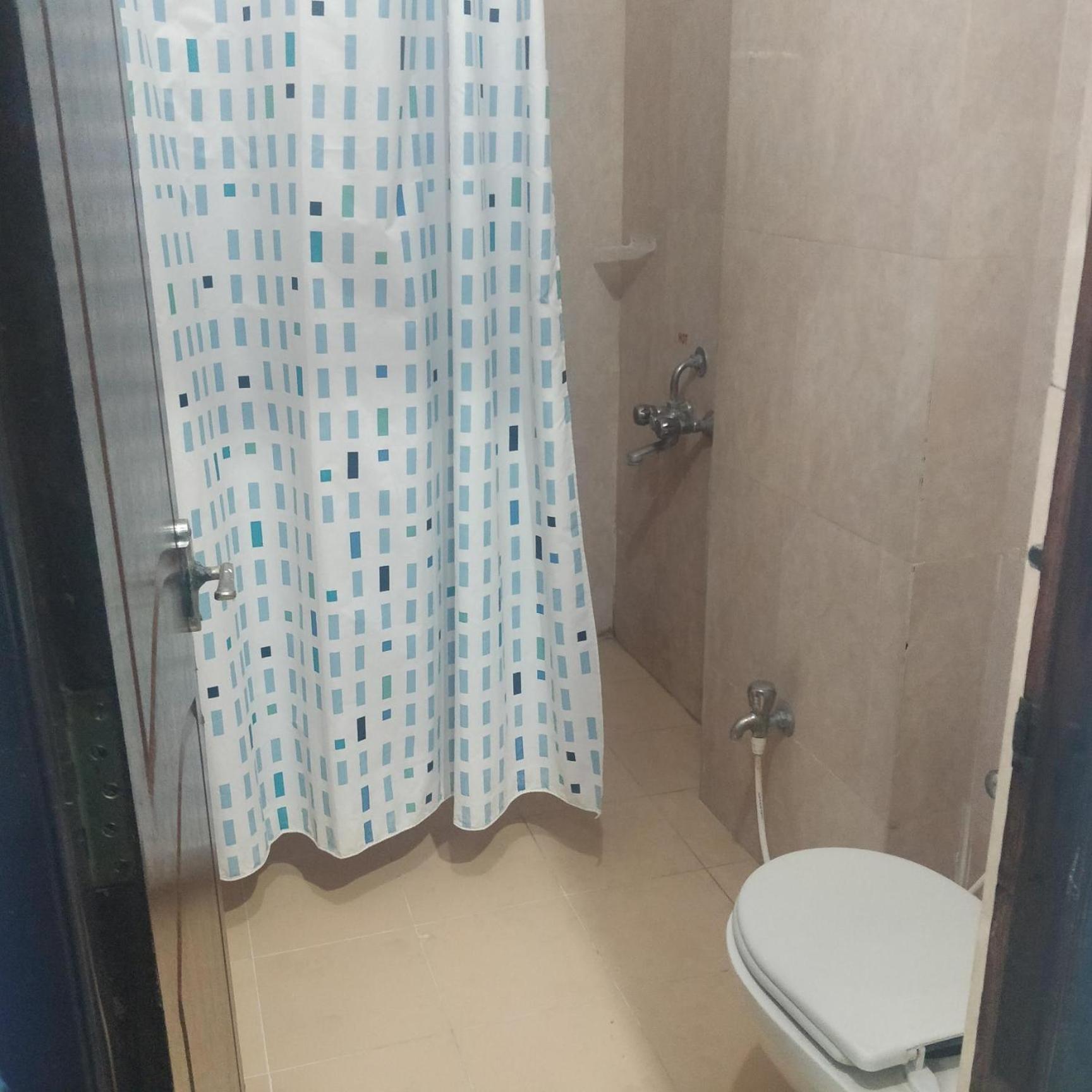 Hotel Delta Executive Sirdi Kültér fotó