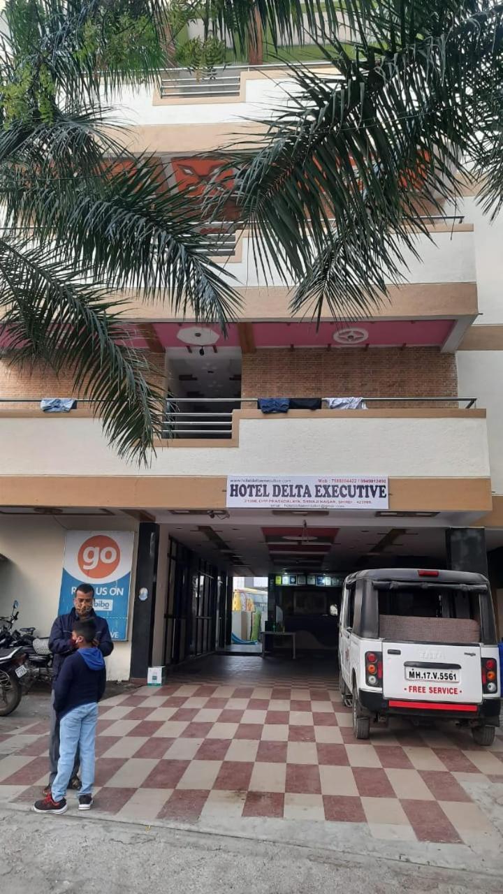Hotel Delta Executive Sirdi Kültér fotó